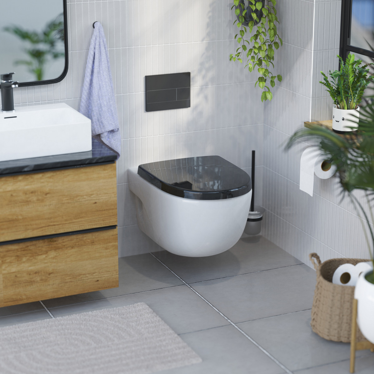 Wandhängendes WC mit schwarzem Deckel in modernem Bad mit Holzwaschtisch und Pflanzen.
