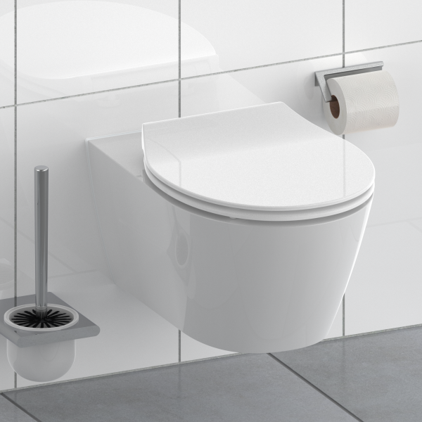 Wandhängendes WC mit geschlossenem Deckel, Toilettenbürste und Toilettenpapierhalter