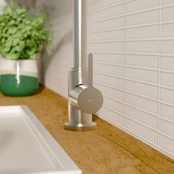 Küchenarmatur Leona, in Edelstahloptik mit Rundbogenauslauf, Hochdruck