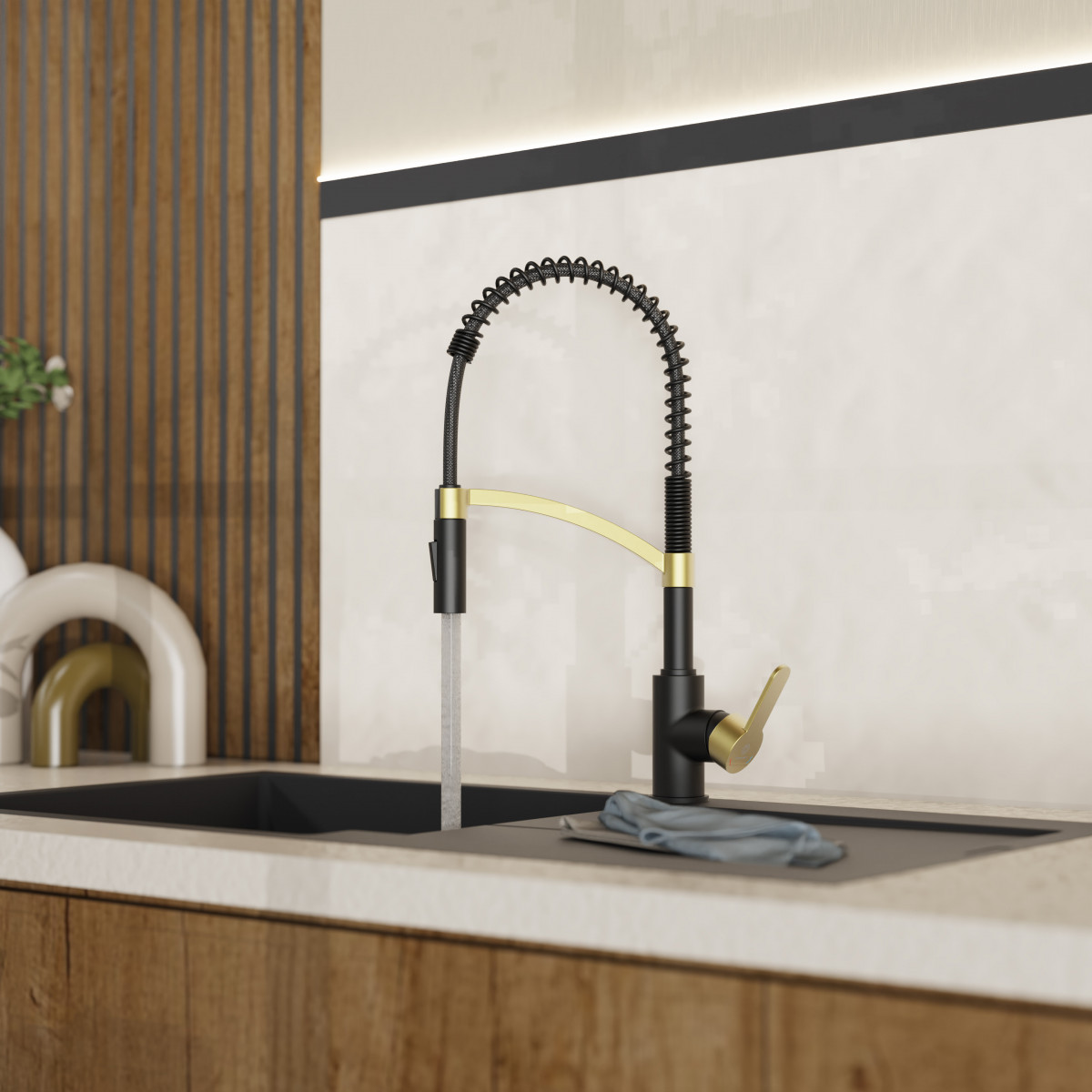 WK 3 in Schwarz/Gold, Küchenarmatur mit innovativem Spiralfeder-Design