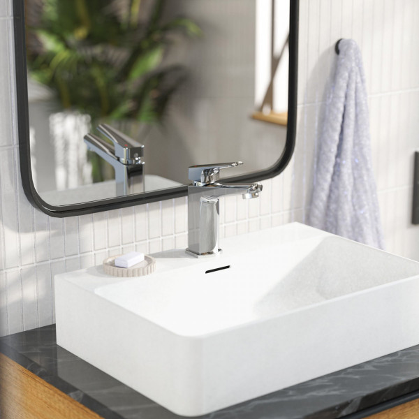 Waschtischarmatur Amelie, in Chrom und minimalistischer Form