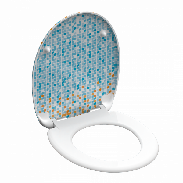 Weiße WC-Brille mit aufgeklapptem Deckel in blau-orange gemustertem Mosaikdesign.