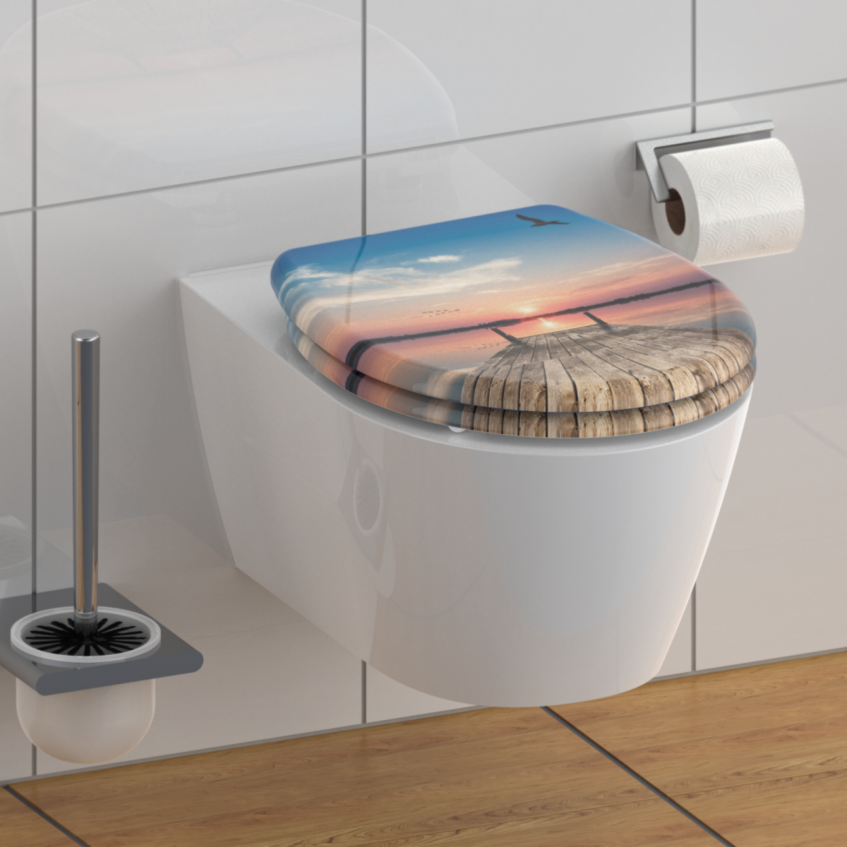 Wandhängendes WC mit Toilettendeckel in Holzoptik und Sonnenuntergangsmotiv.